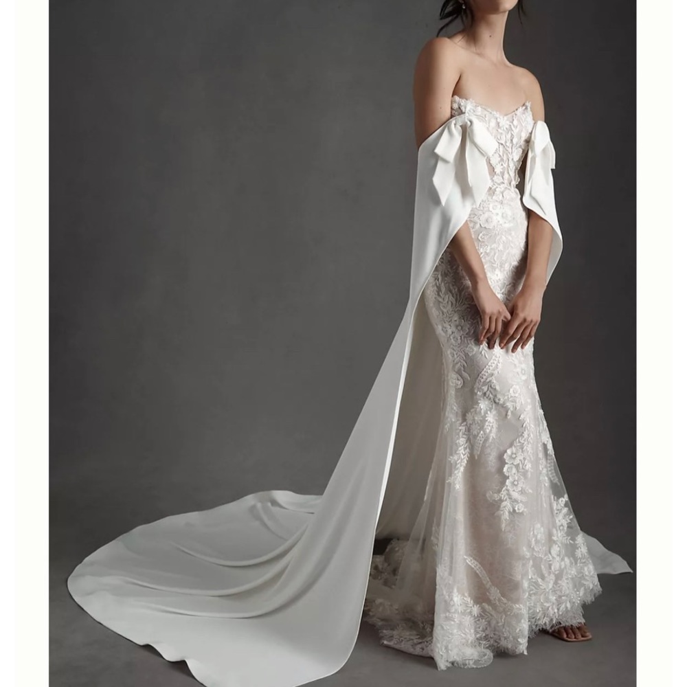 Wtoo by Watters Cape